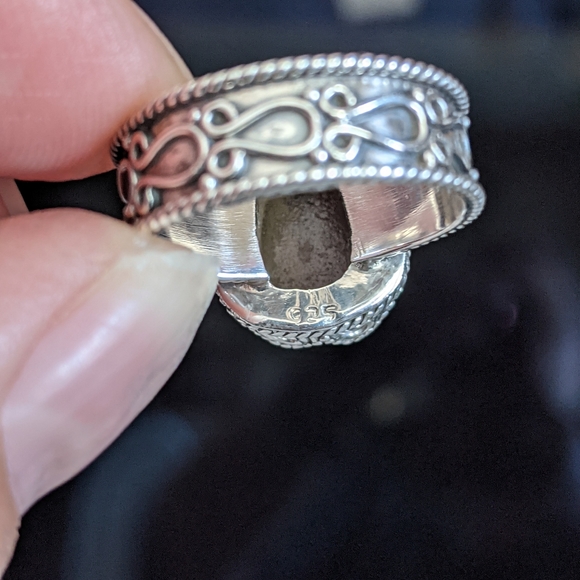 Ammolite .925 Silver, size 9 - Picture 8 of 14